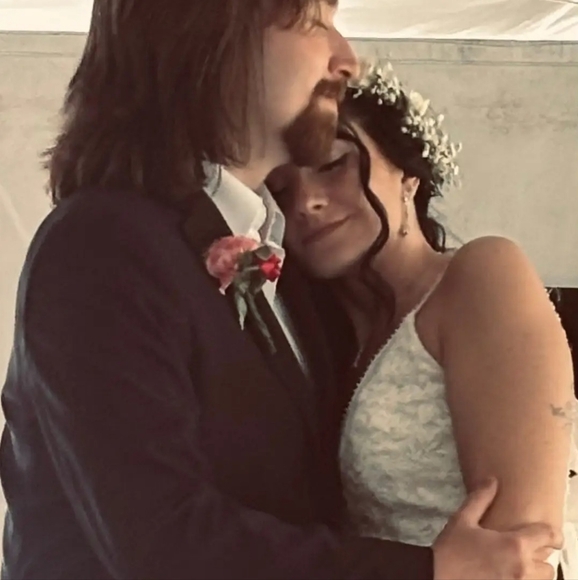 ANGEL IS LIVE!! LIKE THIS SHOW NOTIFICATION! 🙂🙃😊 - Picture 9 of 10